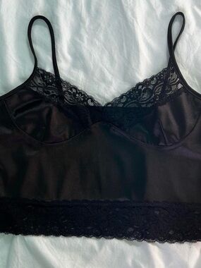 SHEIN Black Lace Trim Camisole Bralette